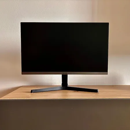 Sky Park Deluxe - Castle View - Free Parking *