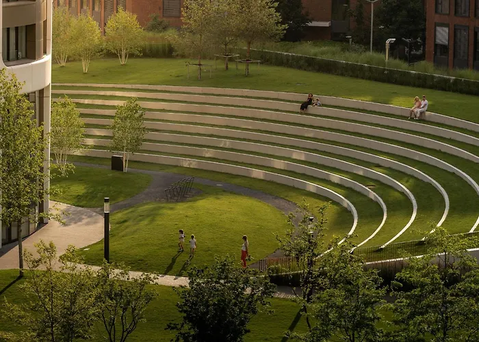 Sky Park Deluxe - Castle View - Free Parking Apartament Bratislava