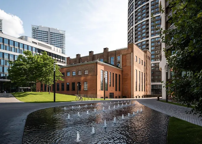 Sky Park Deluxe - Castle View - Free Parking