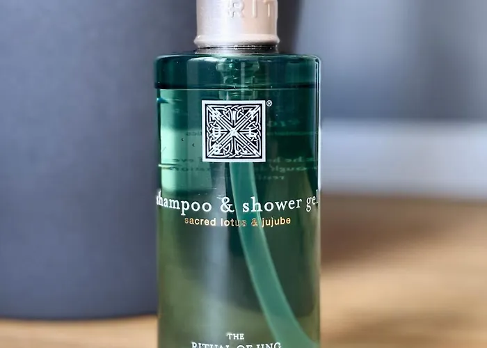 Sky Park Deluxe - Castle View - Free Parking דירה ברטיסלאבה