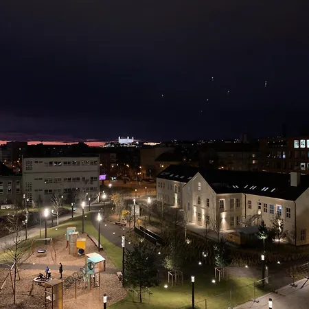 Sky Park Deluxe - Castle View - Free Parking Appartamento Bratislava