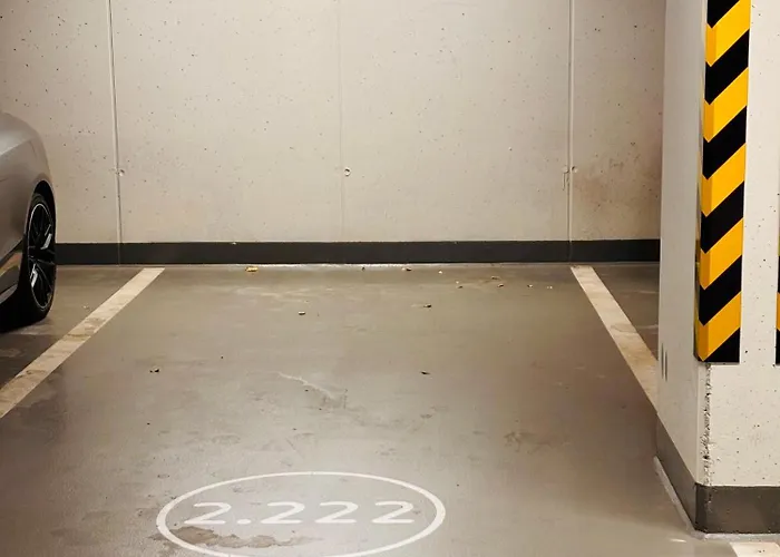 Daire Sky Park Deluxe - Castle View - Free Parking *