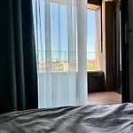 Sky Park Deluxe - Castle View - Free Parking Daire