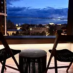 Sky Park Deluxe - Castle View - Free Parking * Bratislava
